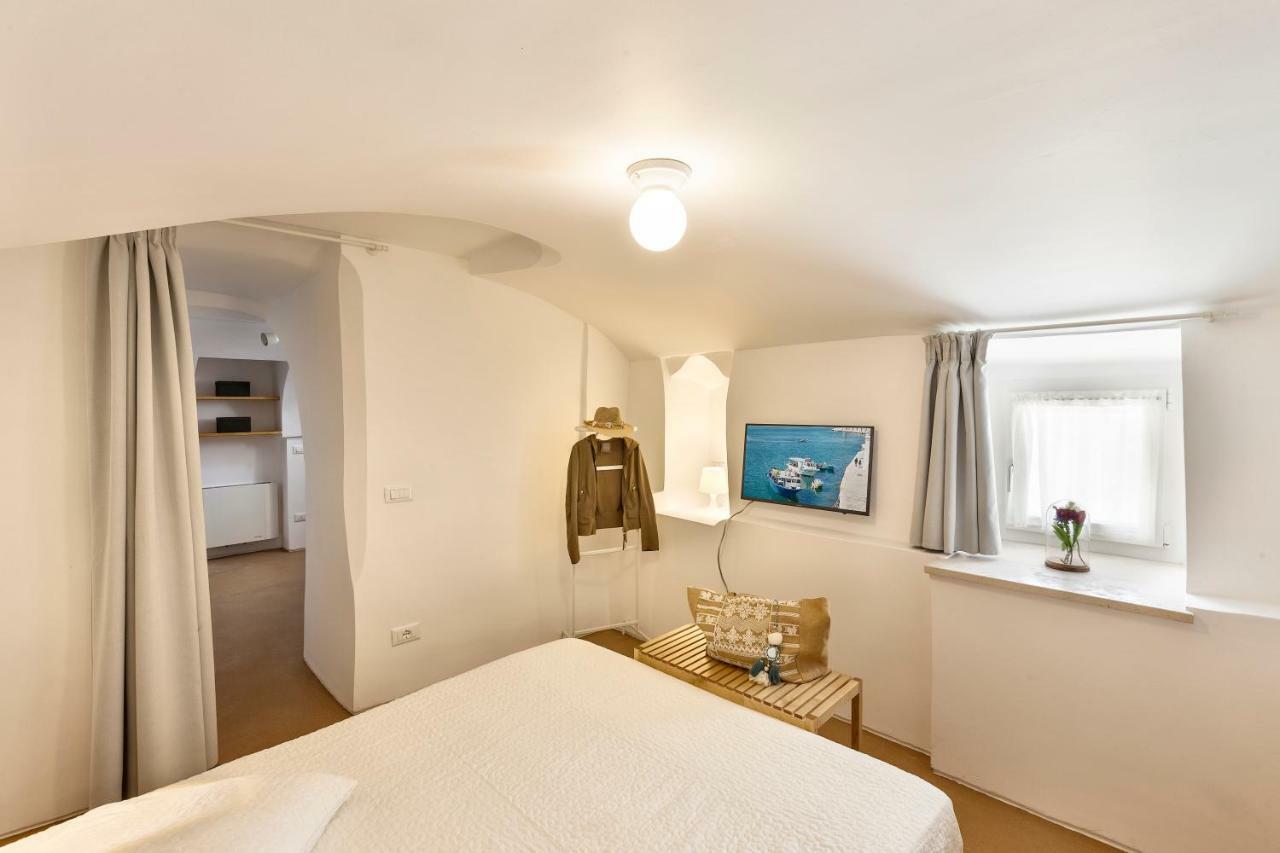 Casetta Sul Porto Antico 모노폴리 외부 사진